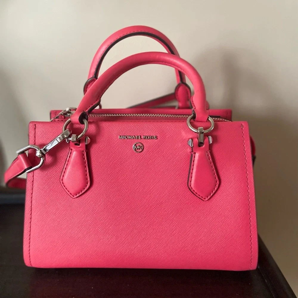 Michael Kors Vibrant Pink Satchel - Picture 4 of 7